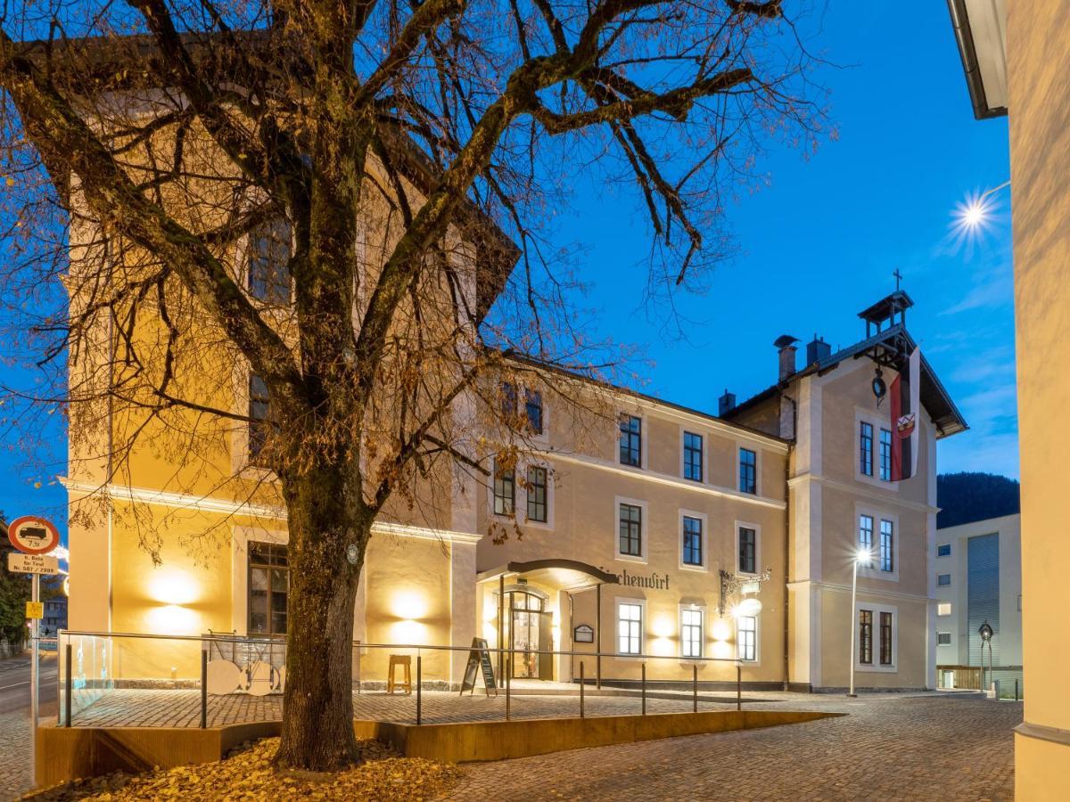 Kirchenwirt Woergl Hotell Exteriör bild