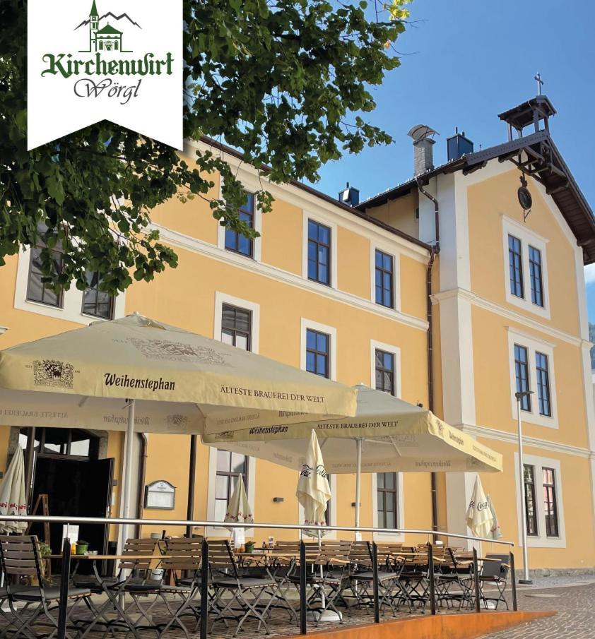 Kirchenwirt Woergl Hotell Exteriör bild