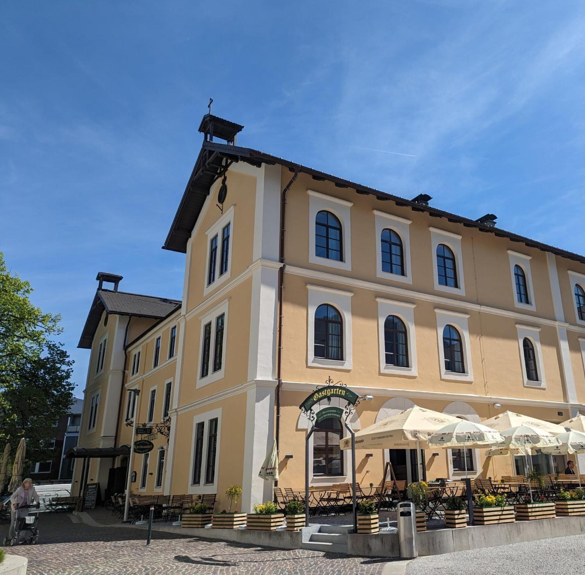 Kirchenwirt Woergl Hotell Exteriör bild